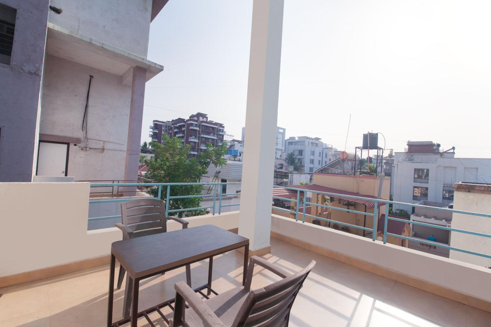 Treebo Park View Hadapsar Hotel Пюн Екстериор снимка